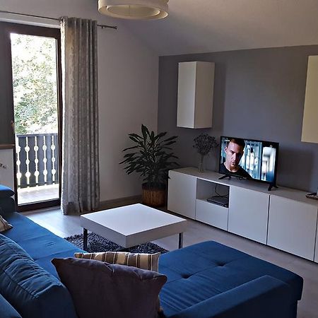 Apartment Lipa Irinovac Esterno foto